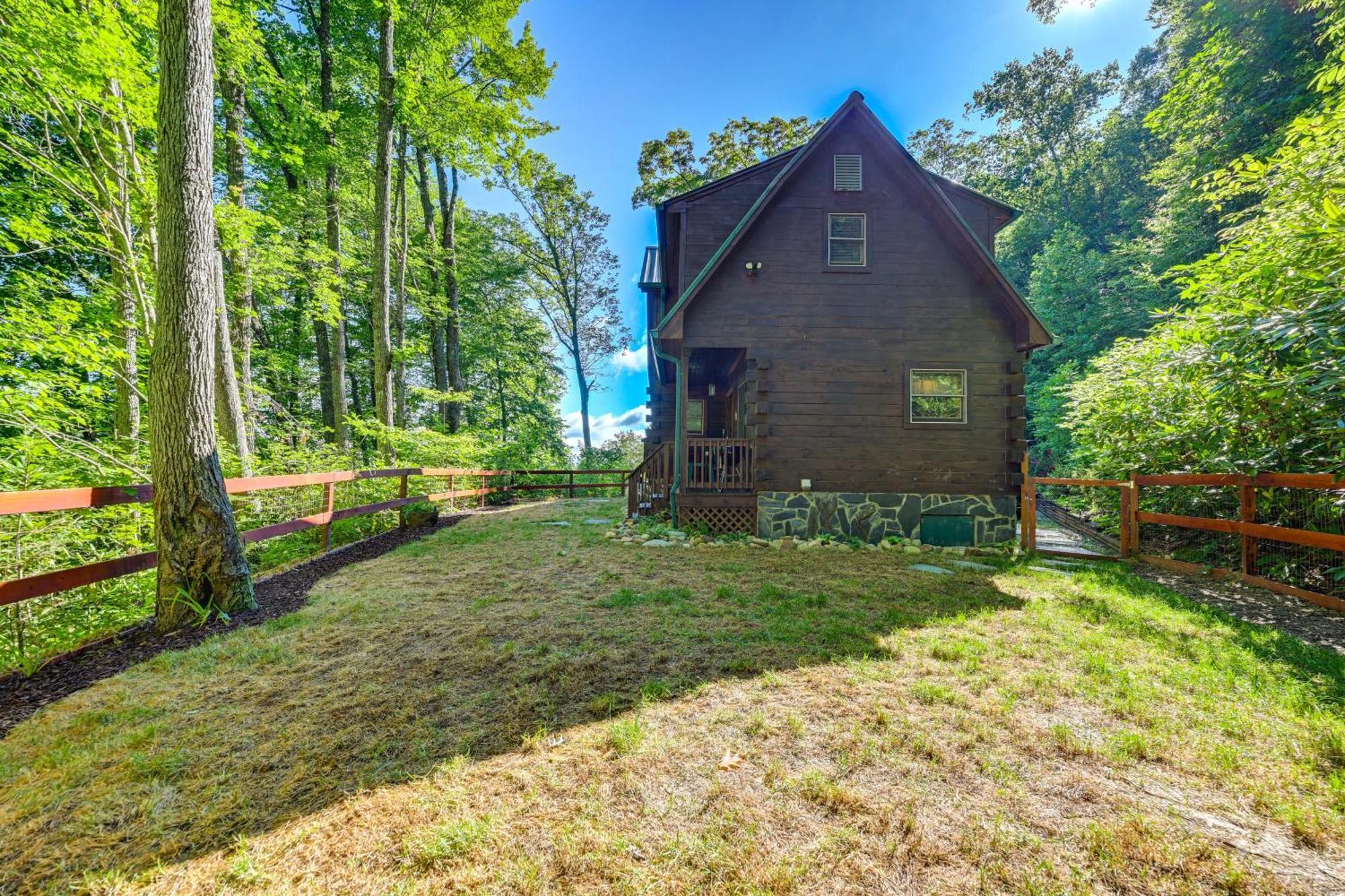 Holiday home Pet-friendly Bryson With Fire Pit And Deck! *